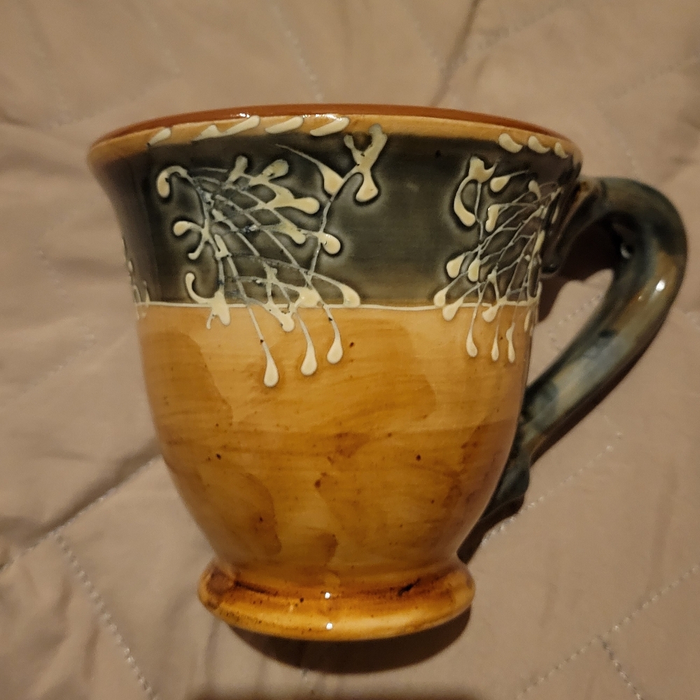 Hand painted earthenware mug St Remy by Ambiance